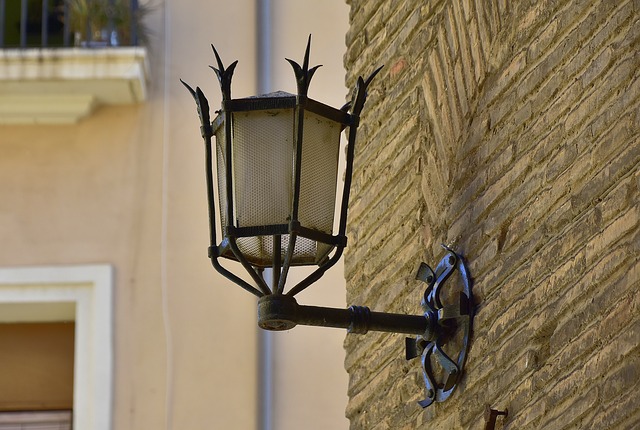 pouliční lampa