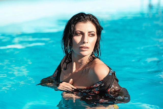 Není nad čistou vodu v bazénu.